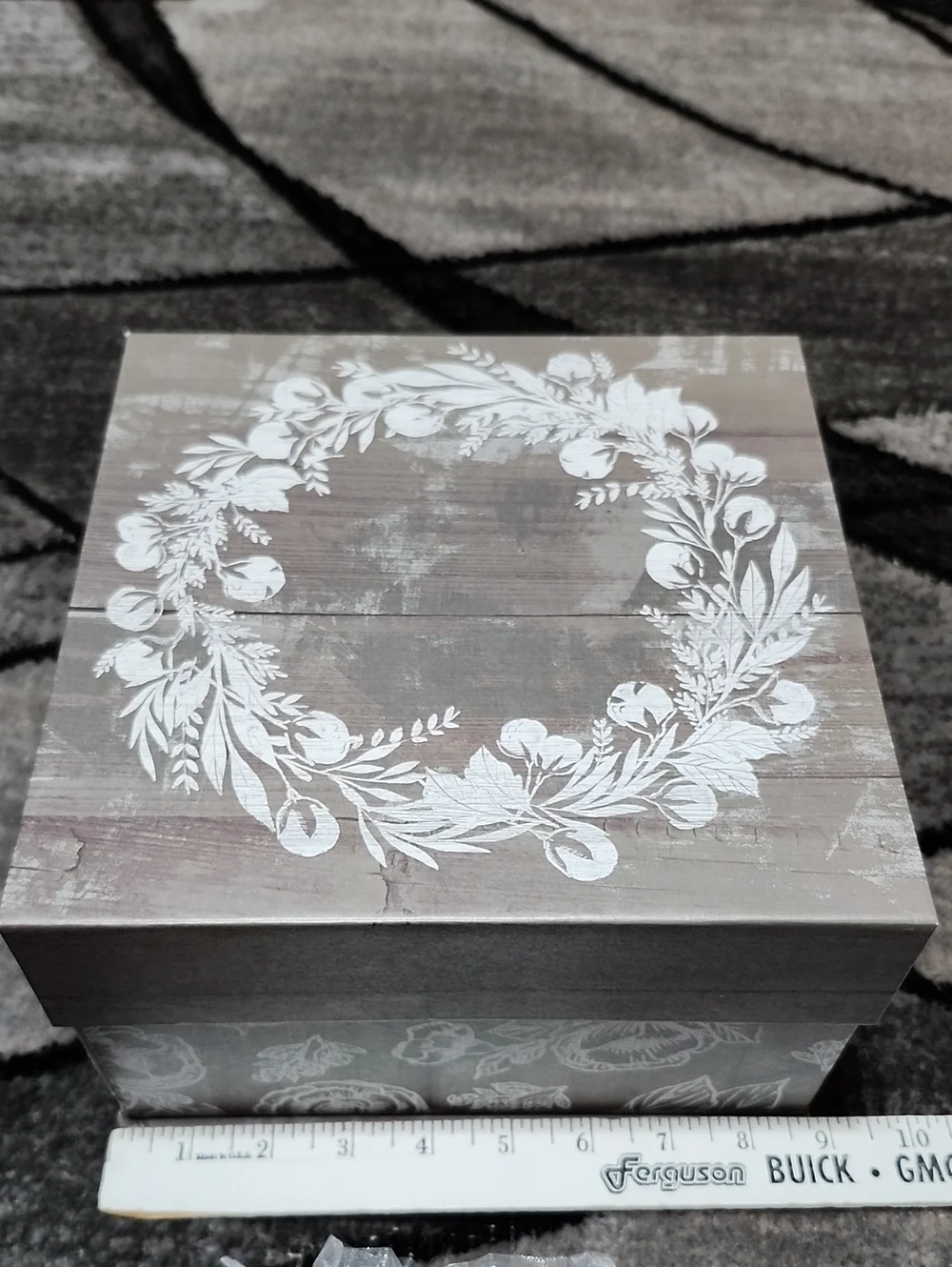 Uiltan wedding favors